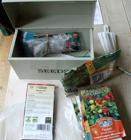 clean out the seedtin